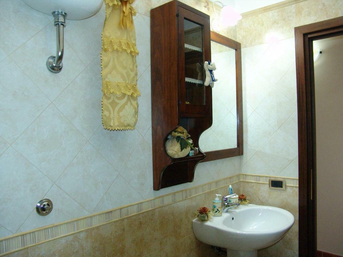 Pompei House Bed & Breakfast Scafati Exterior photo